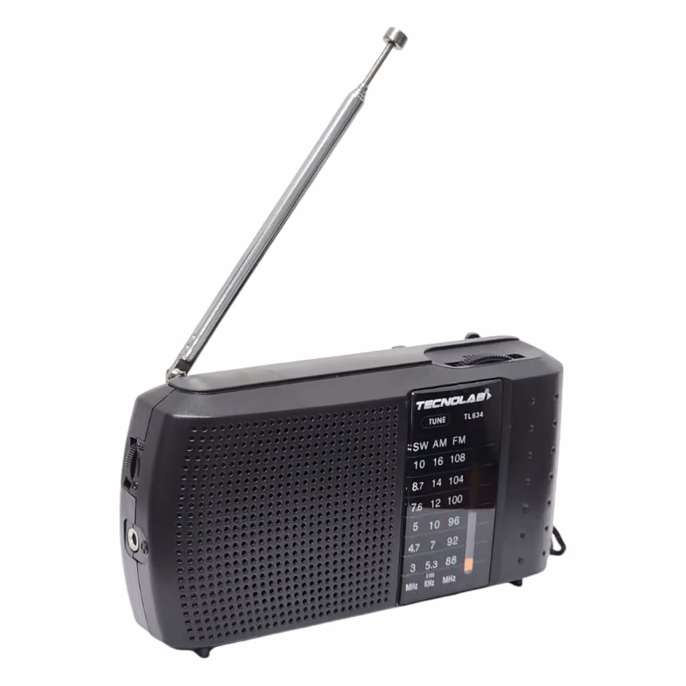 Detalle de controles y selector de bandas de la radio portátil Tecnolab TL634